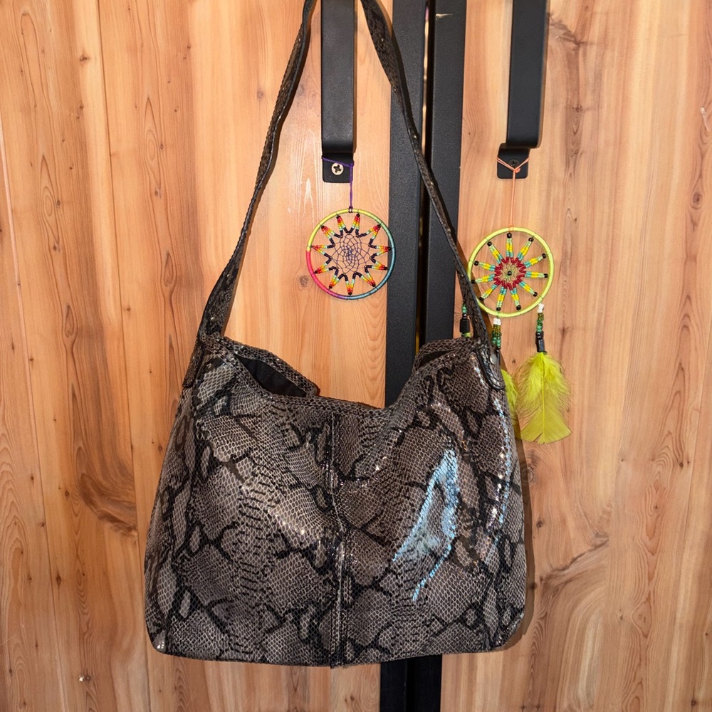 Kenneth Cole Reaction Snake-Print Shoulder Bag - Gray